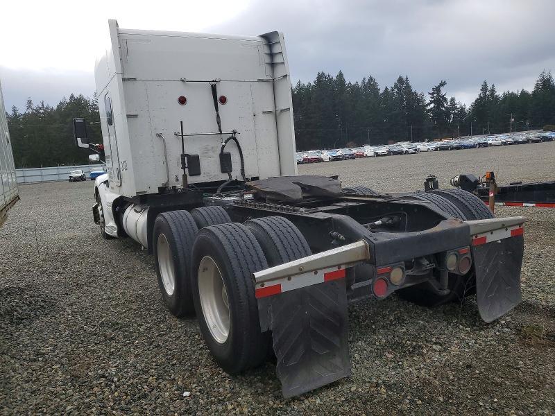 2017 Peterbilt 579 Semi Truck