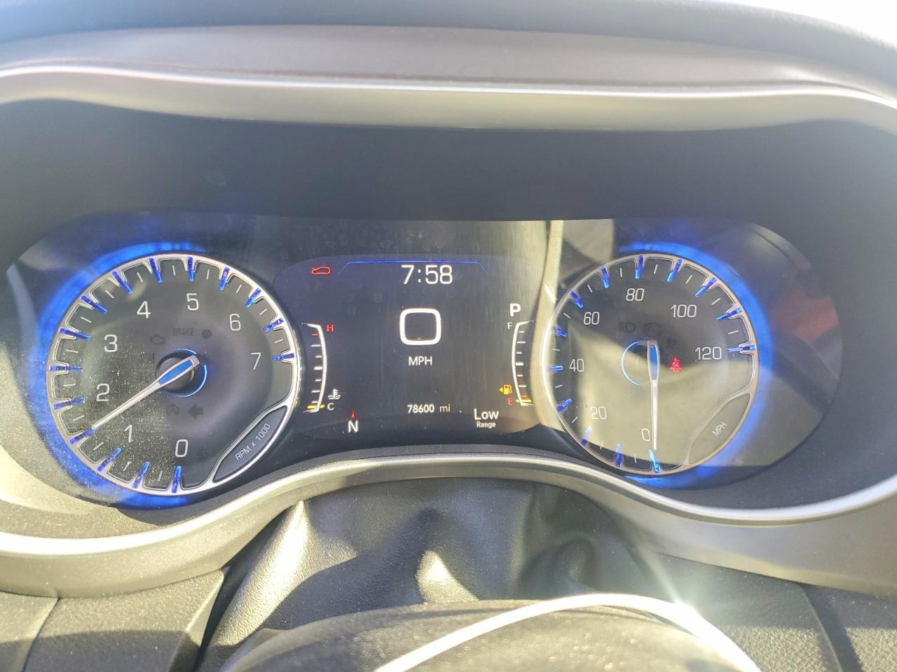 2022 Chrysler Pacifica Touring l