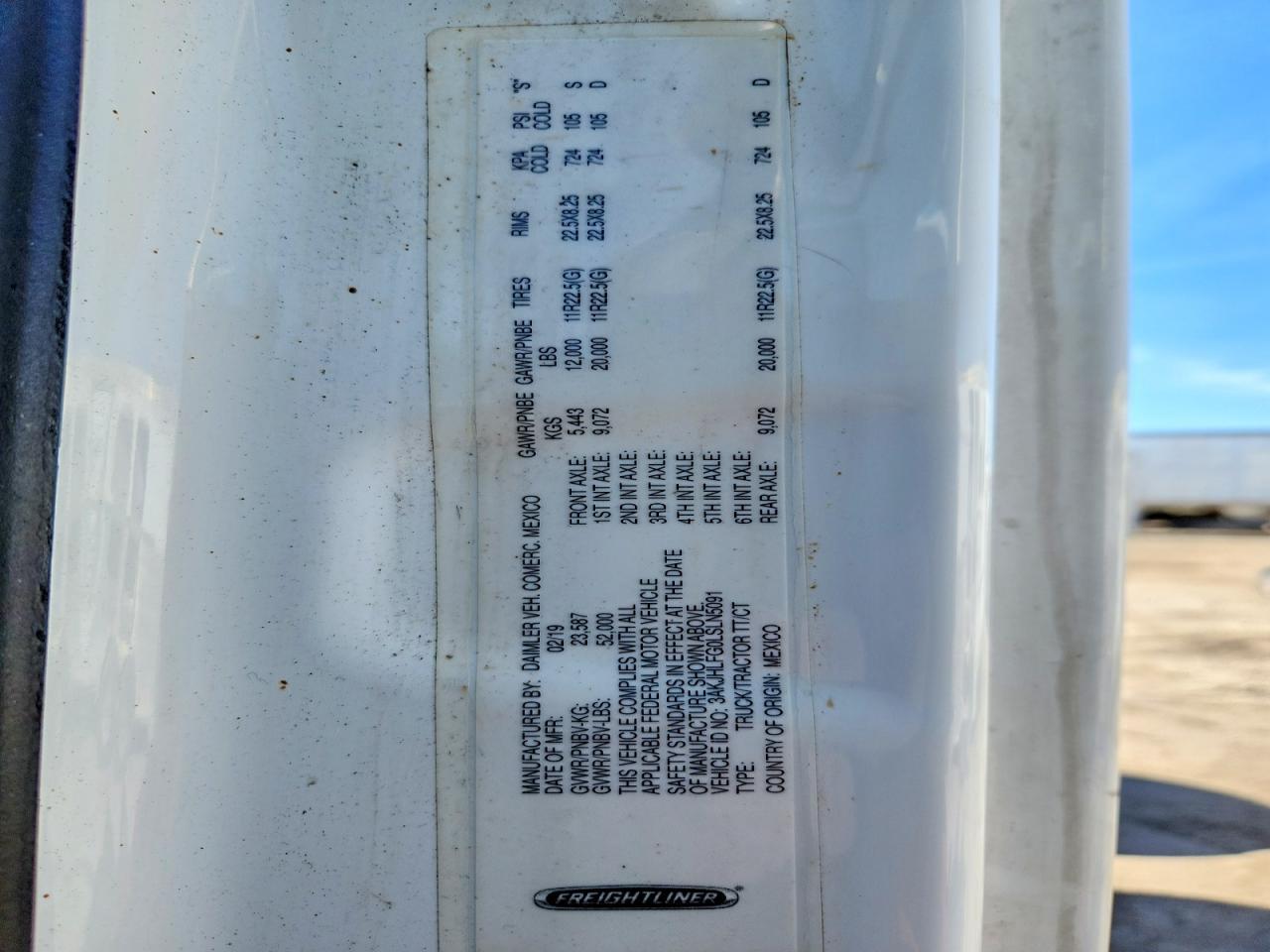 2020 Freigliner 2020 Freightliner Cascadia 126 Semi Truck