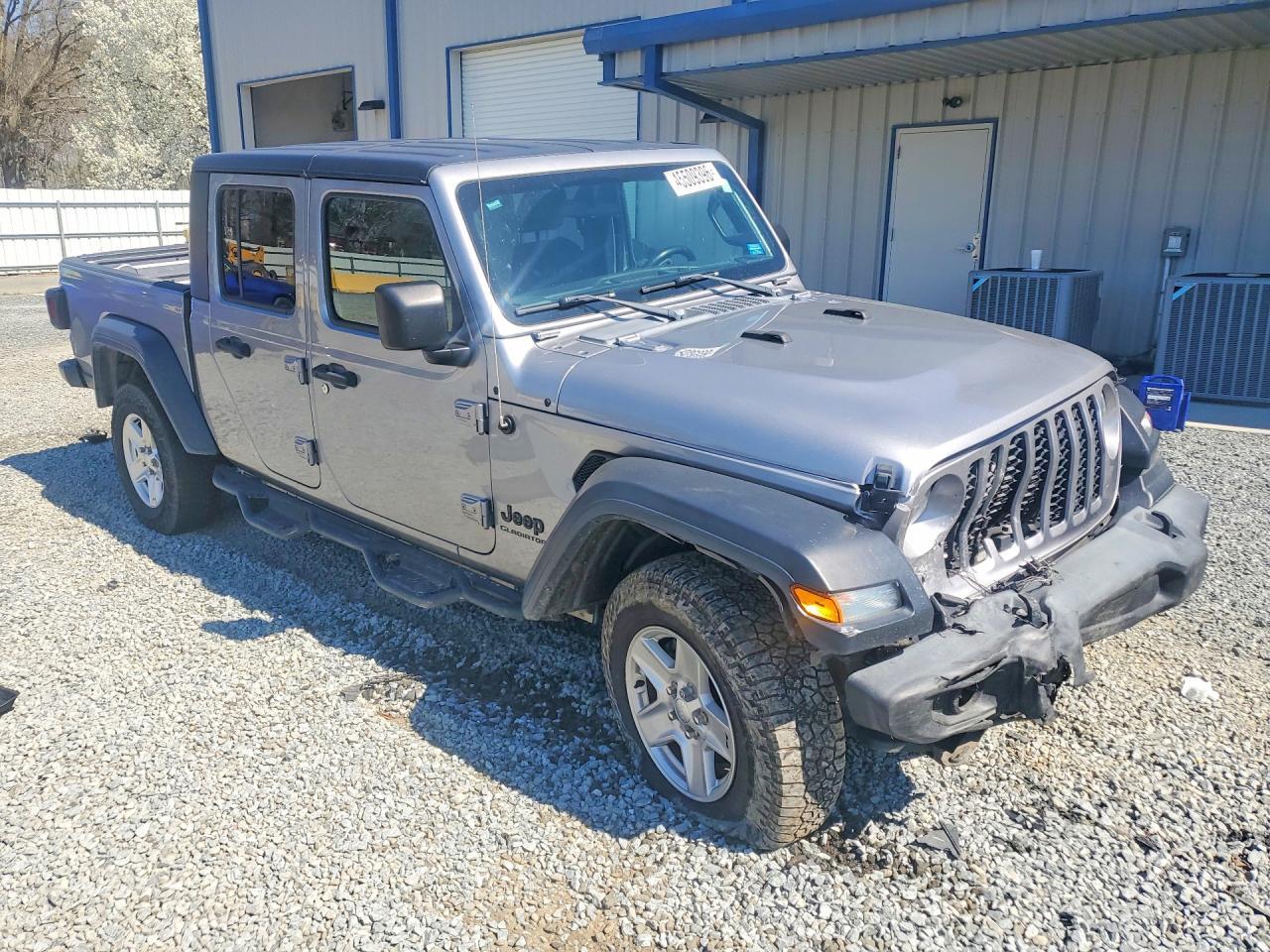 2020 Jeep Gladiator Sport