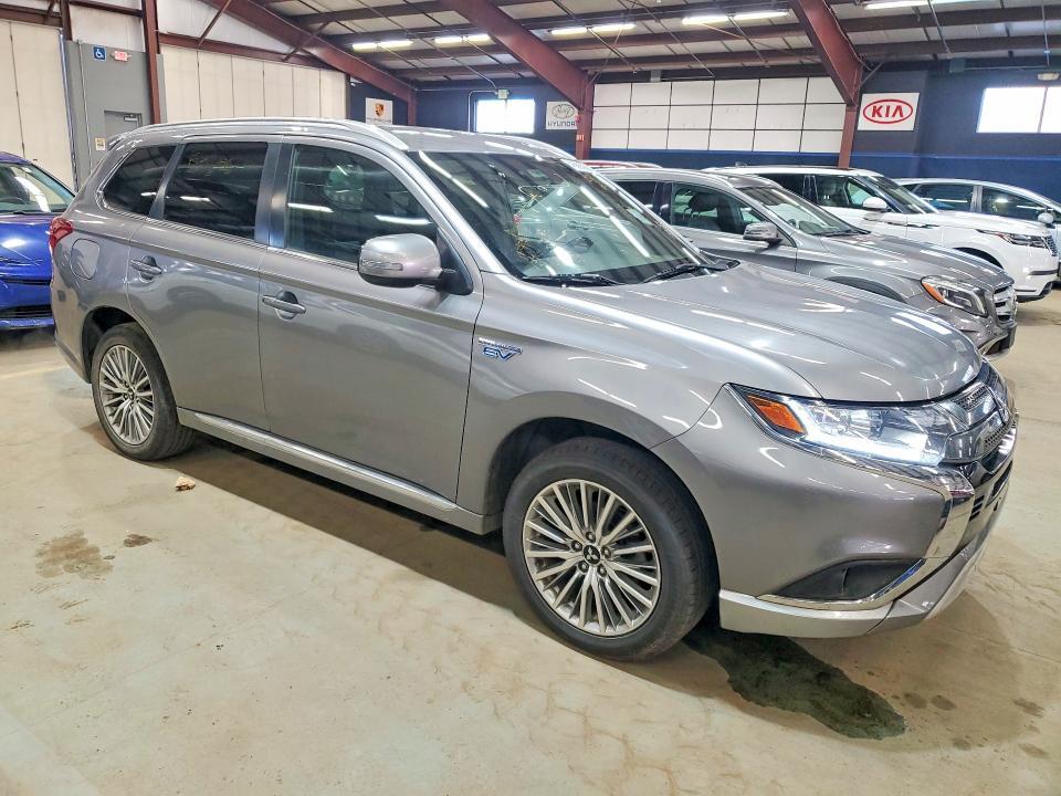 2022 Mitsubishi Outlander sel