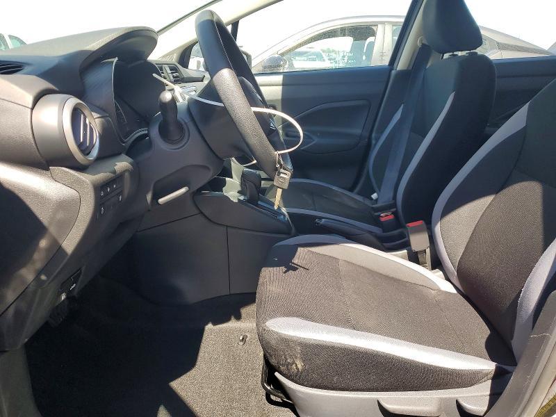 2025 Nissan Versa s