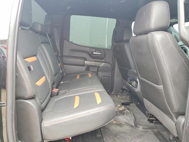 2021 GMC Sierra K1500 AT4