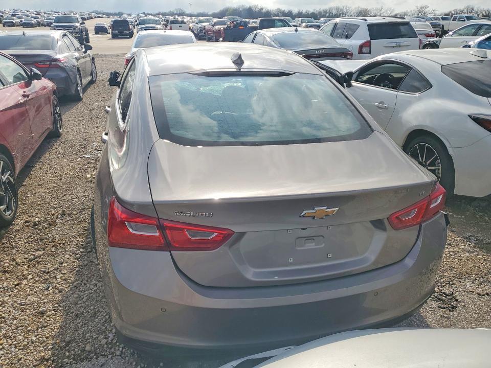 2024 Chevrolet Malibu lt