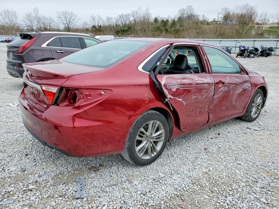 2016 Toyota Camry se