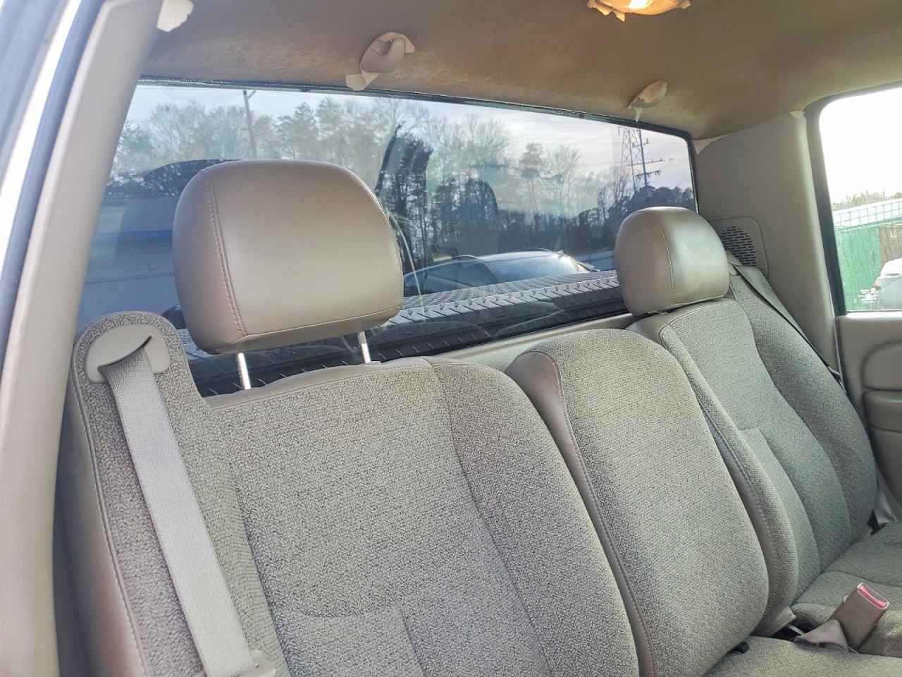 2004 Chevrolet Silverado C1500