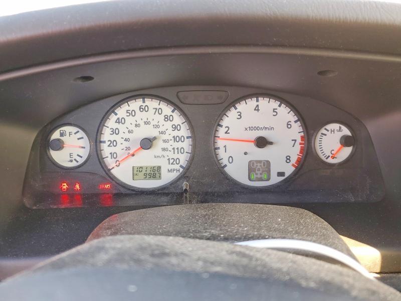 2001 Nissan Pathfinder se