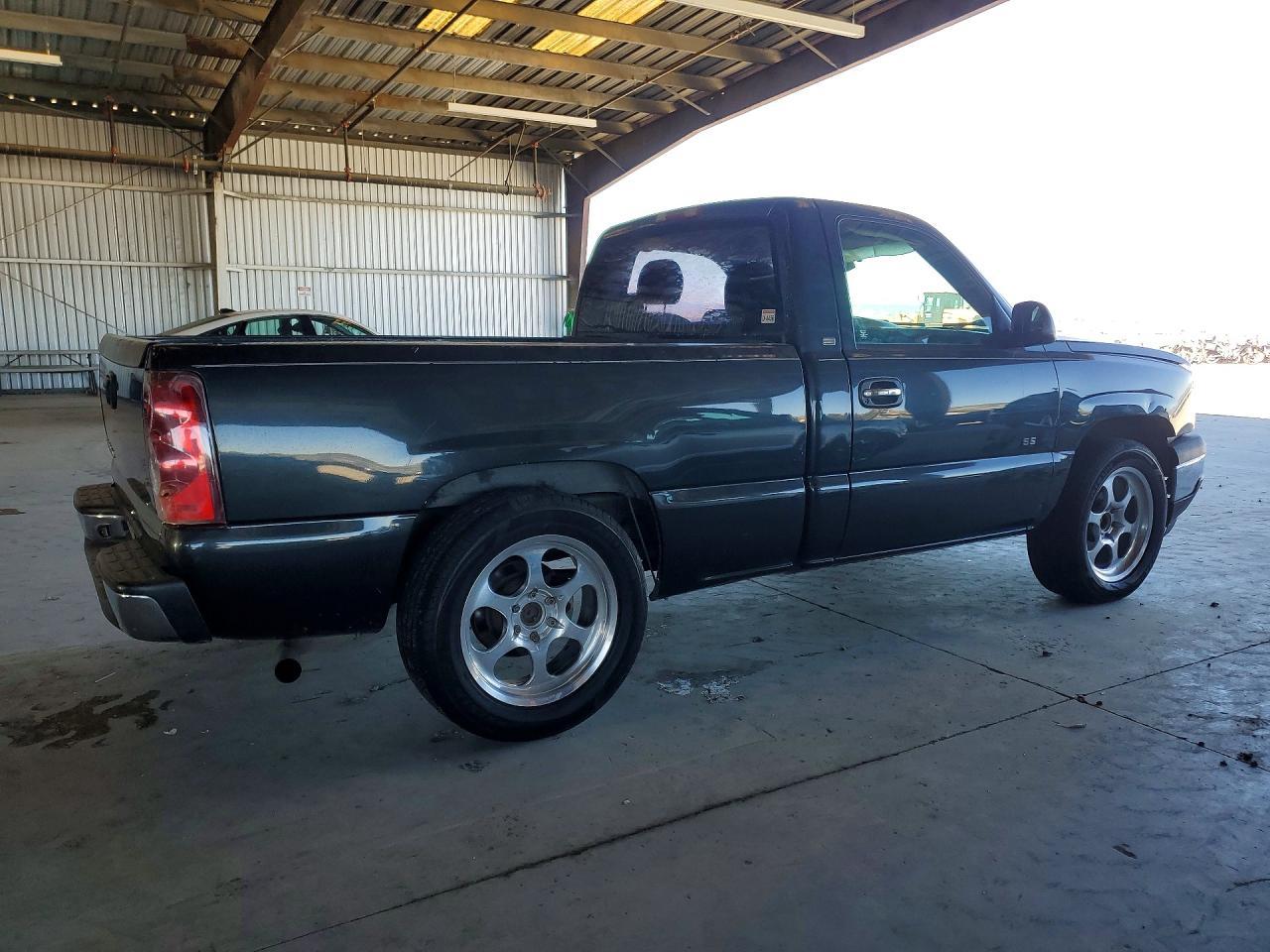 2003 Chevrolet Silverado C1500