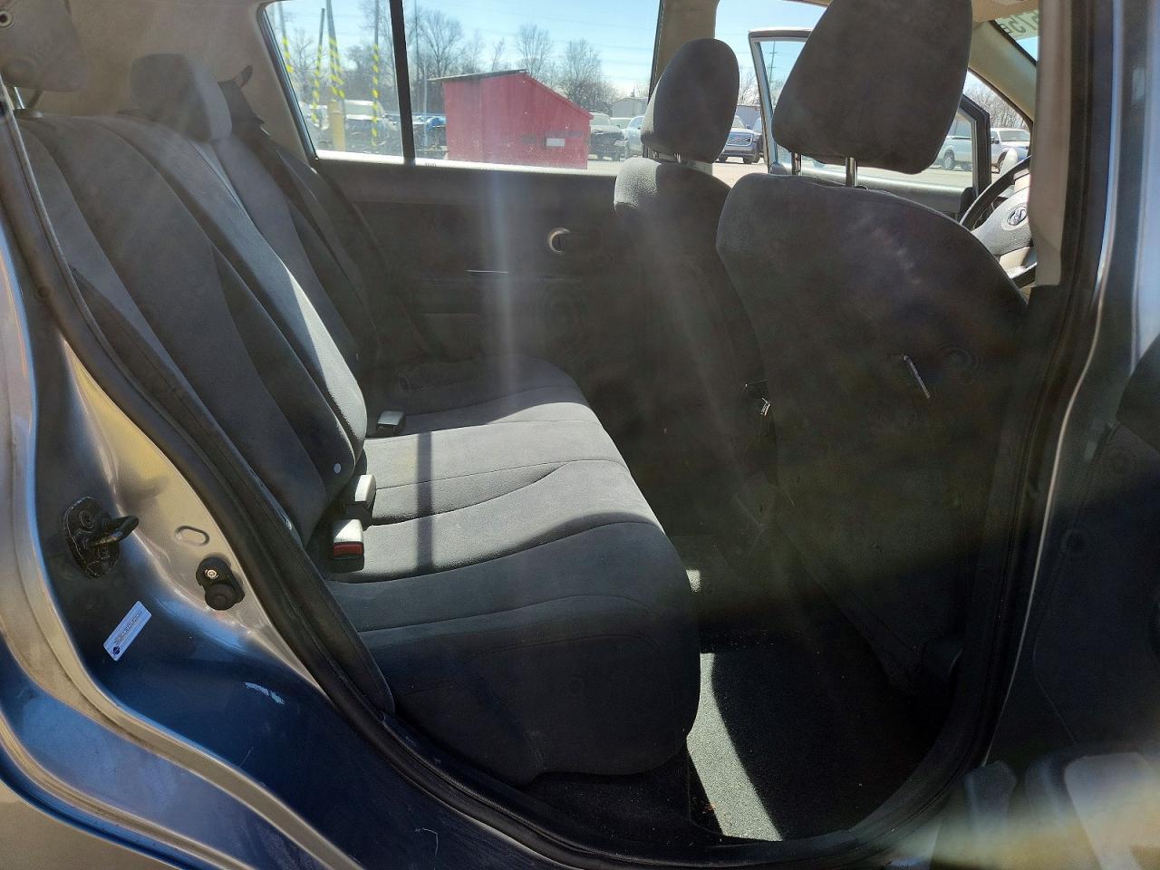 2007 Nissan Versa 1.8 s