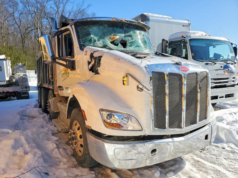 2018 Peterbilt 579 Dump Truck