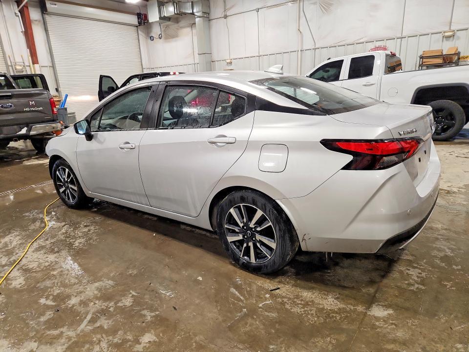 2025 Nissan Versa sv