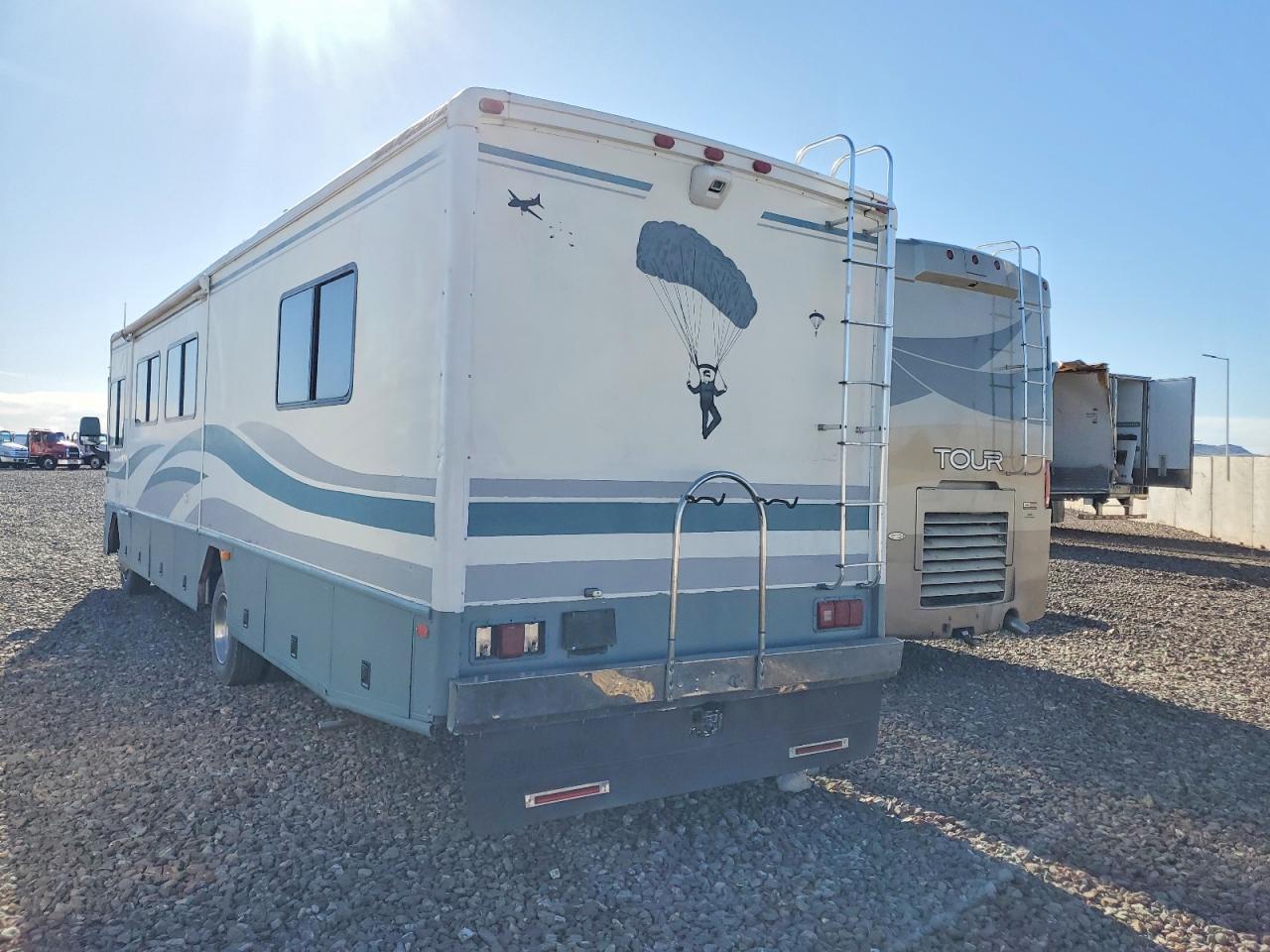 1999 Ford F550 Super Duty RV