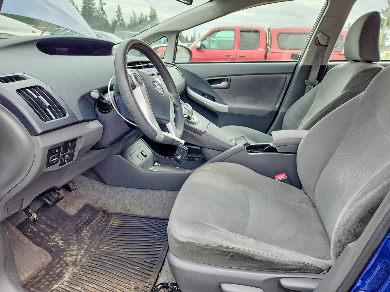 2010 Toyota Prius ii