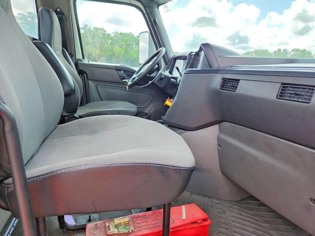 2019 International LT625 Semi Truck