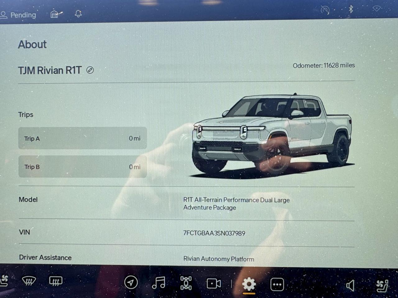 2025 Rivian R1T Adventure