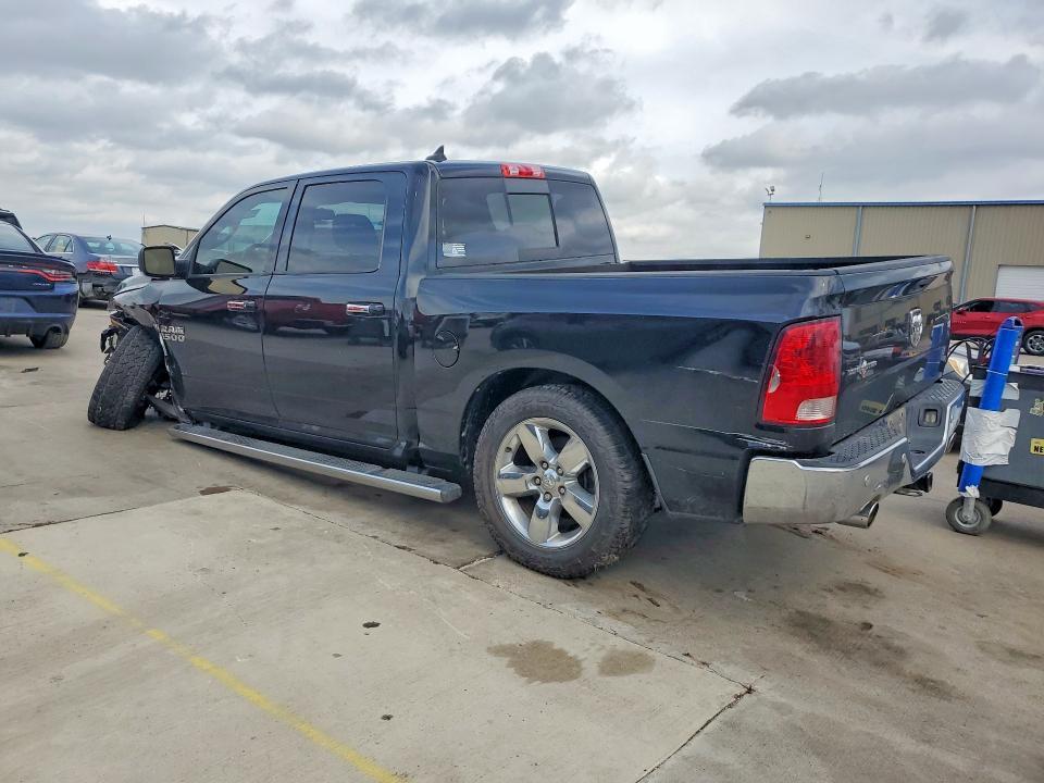 2015 Dodge RAM 1500 SLT