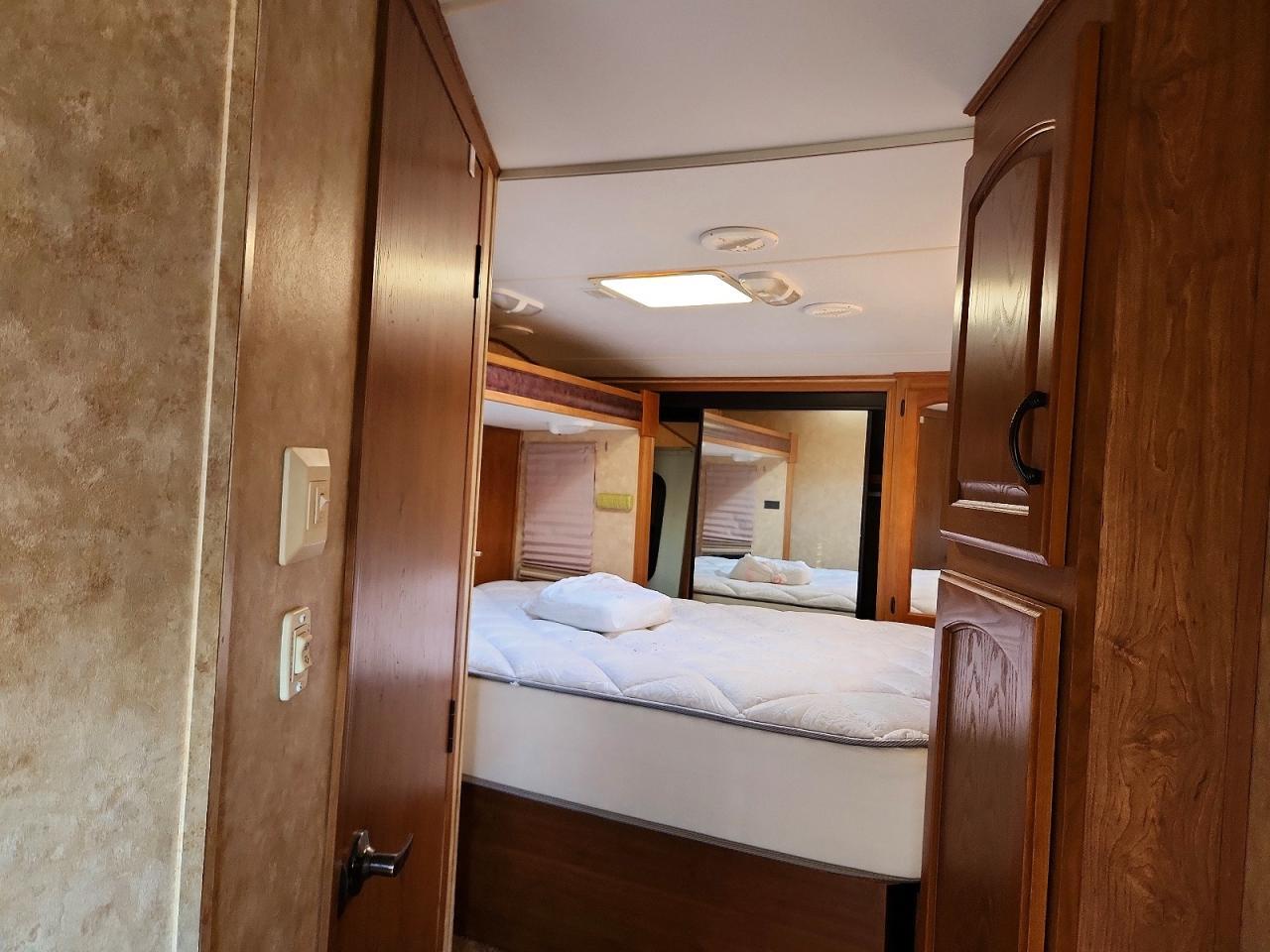 2011 Crossroads Cruiser Camper