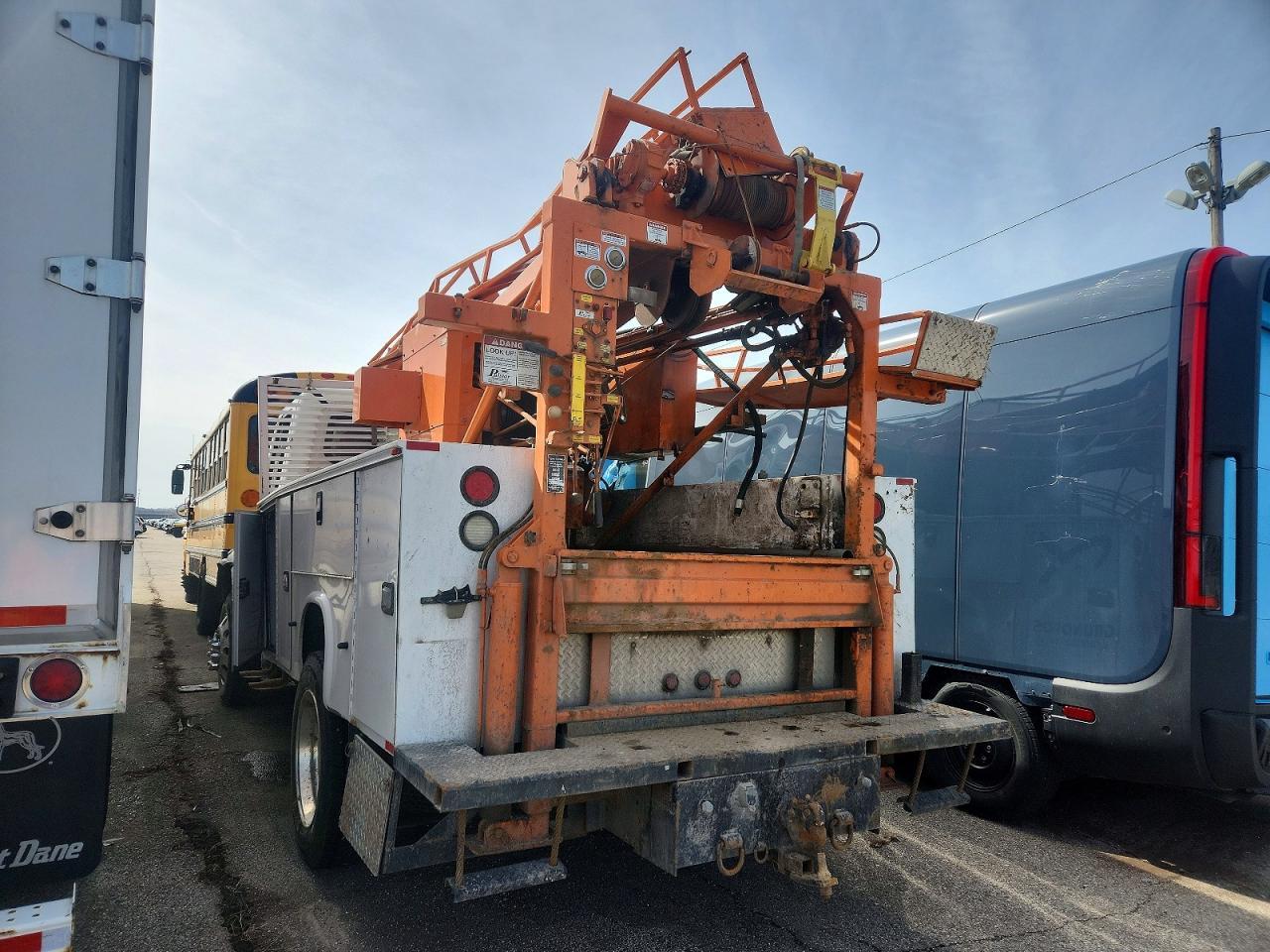 2004 Freigliner 2004 Freightliner Business Class M2 Crane Truck