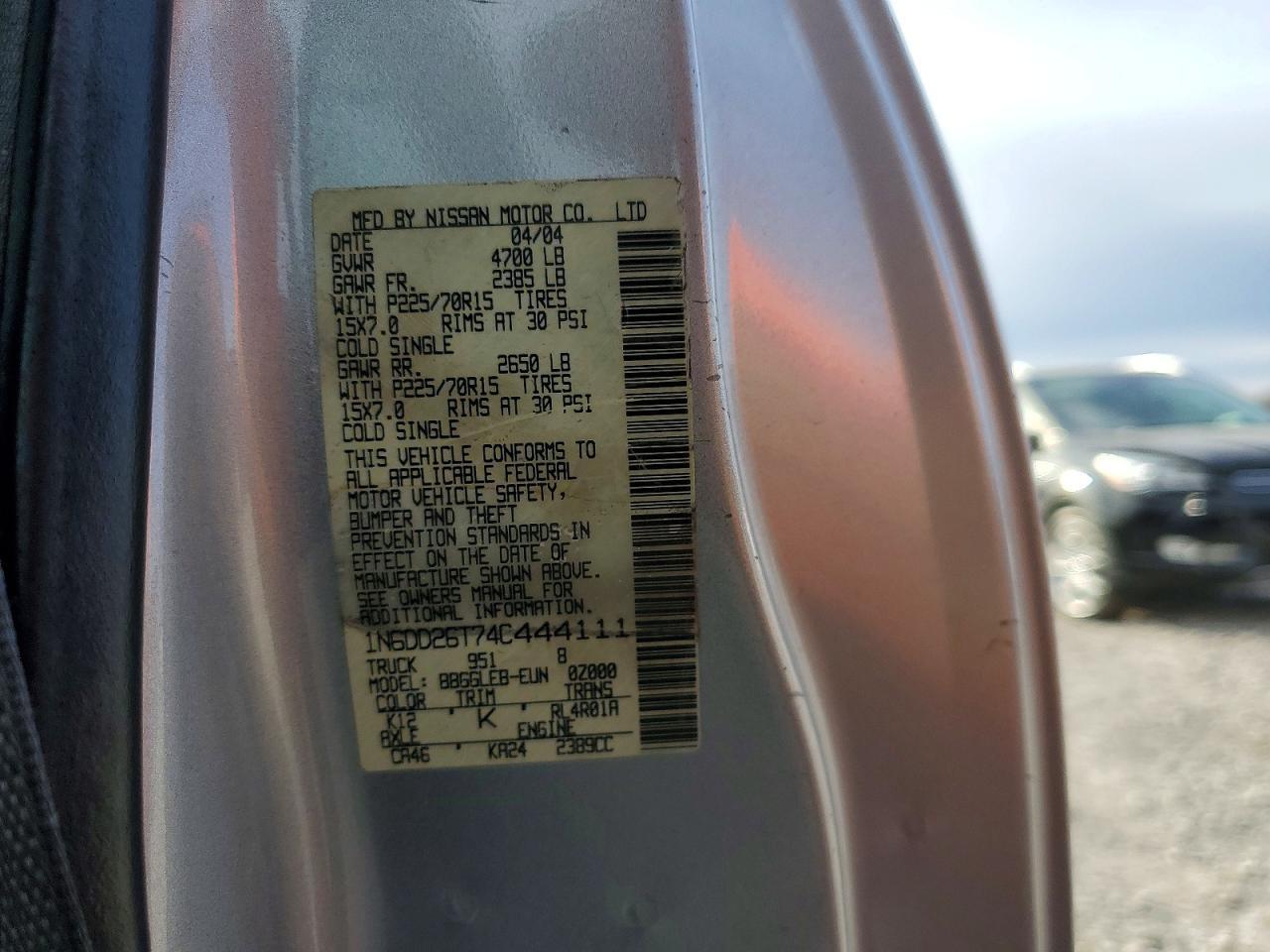2004 Nissan Frontier Standard