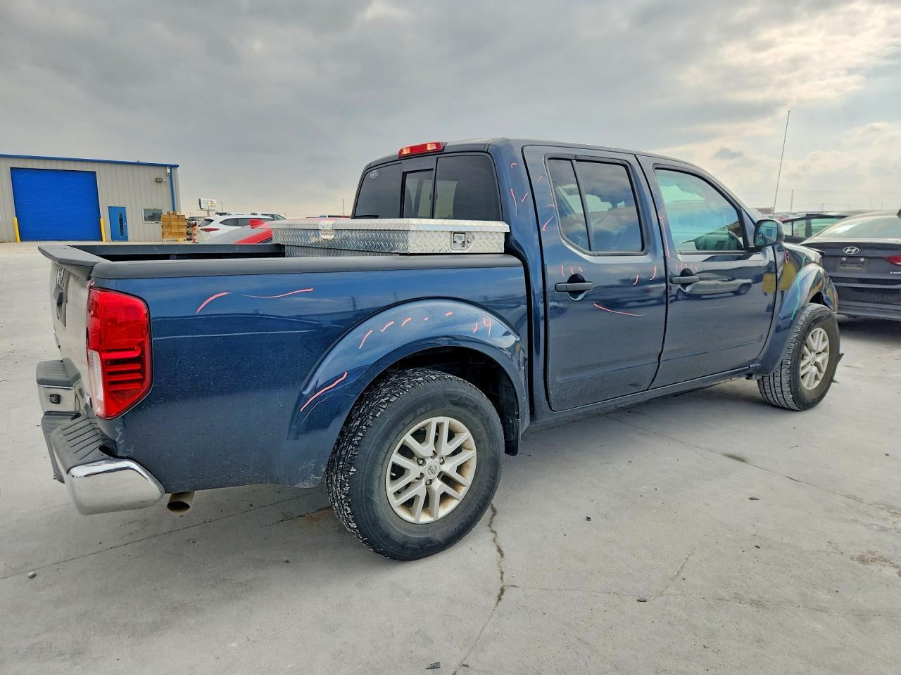 2016 Nissan Frontier SV