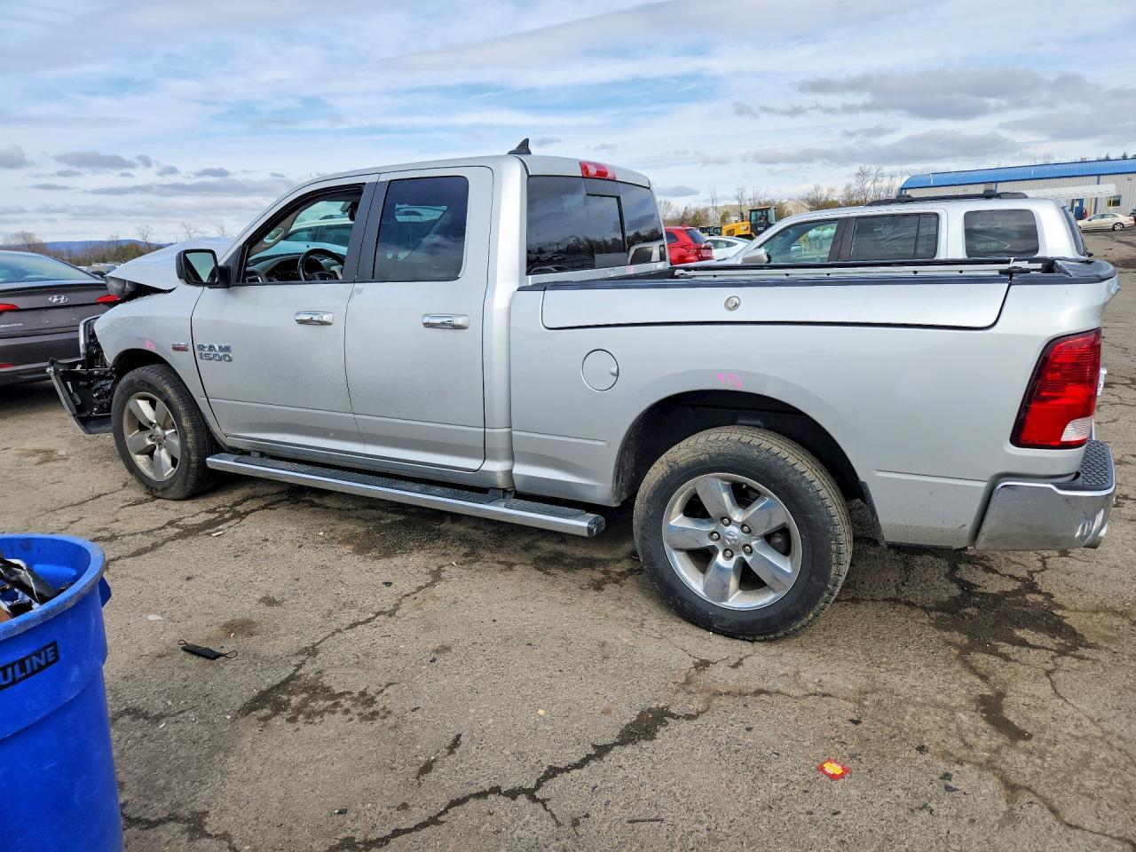 2015 Dodge RAM 1500 SLT