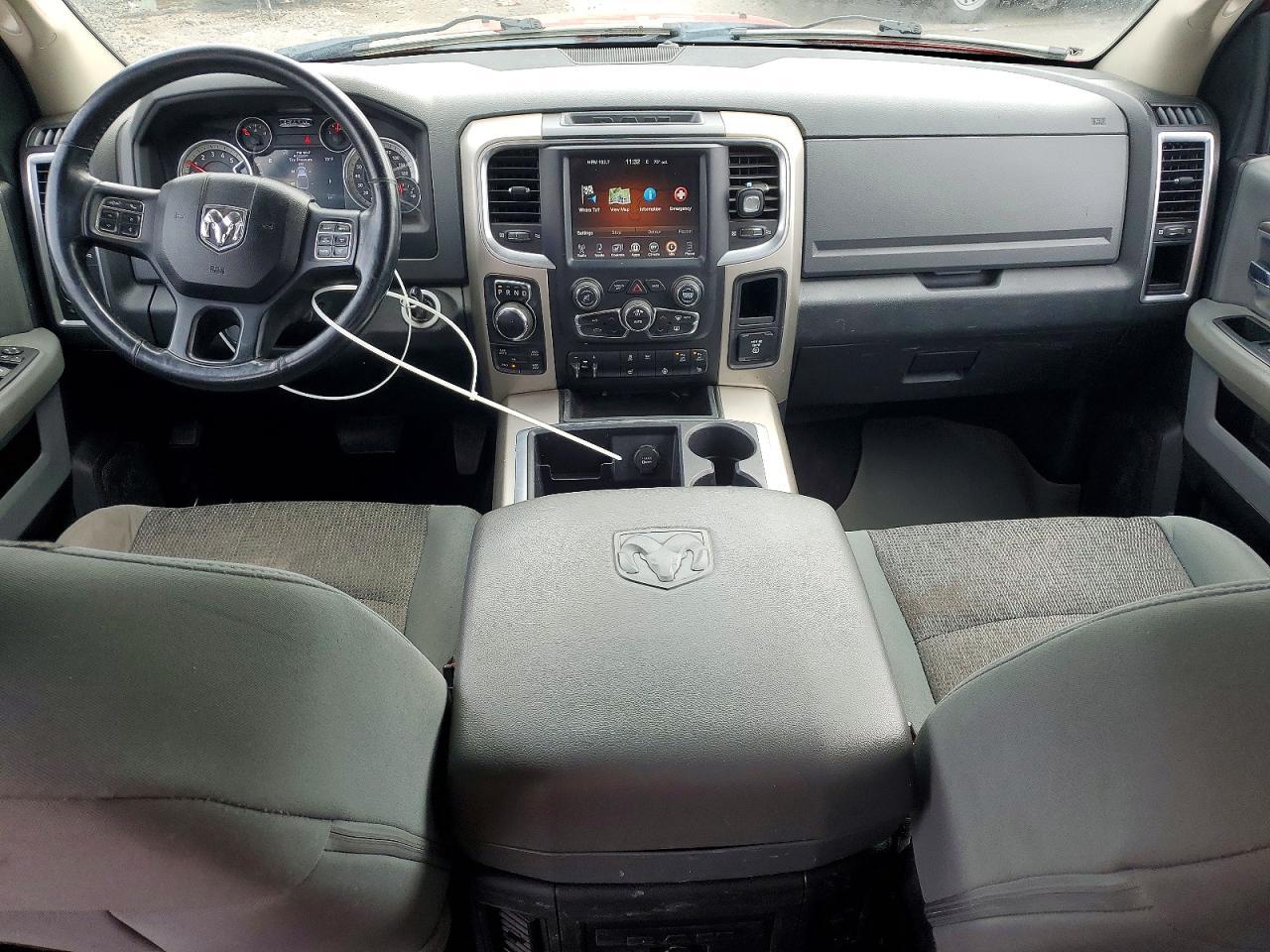 2015 Dodge RAM 1500 SLT