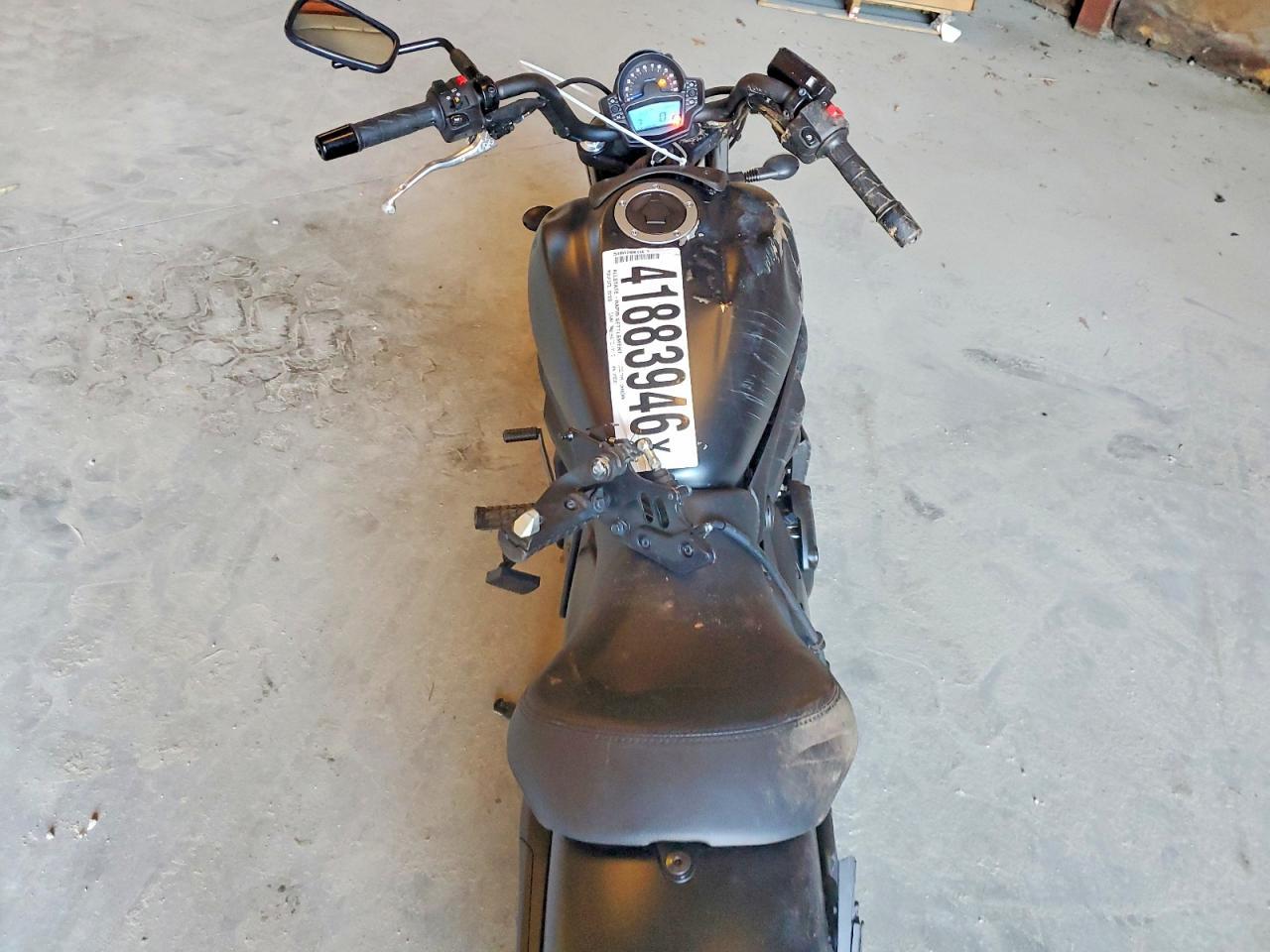 2025 Kawasaki EN650 C