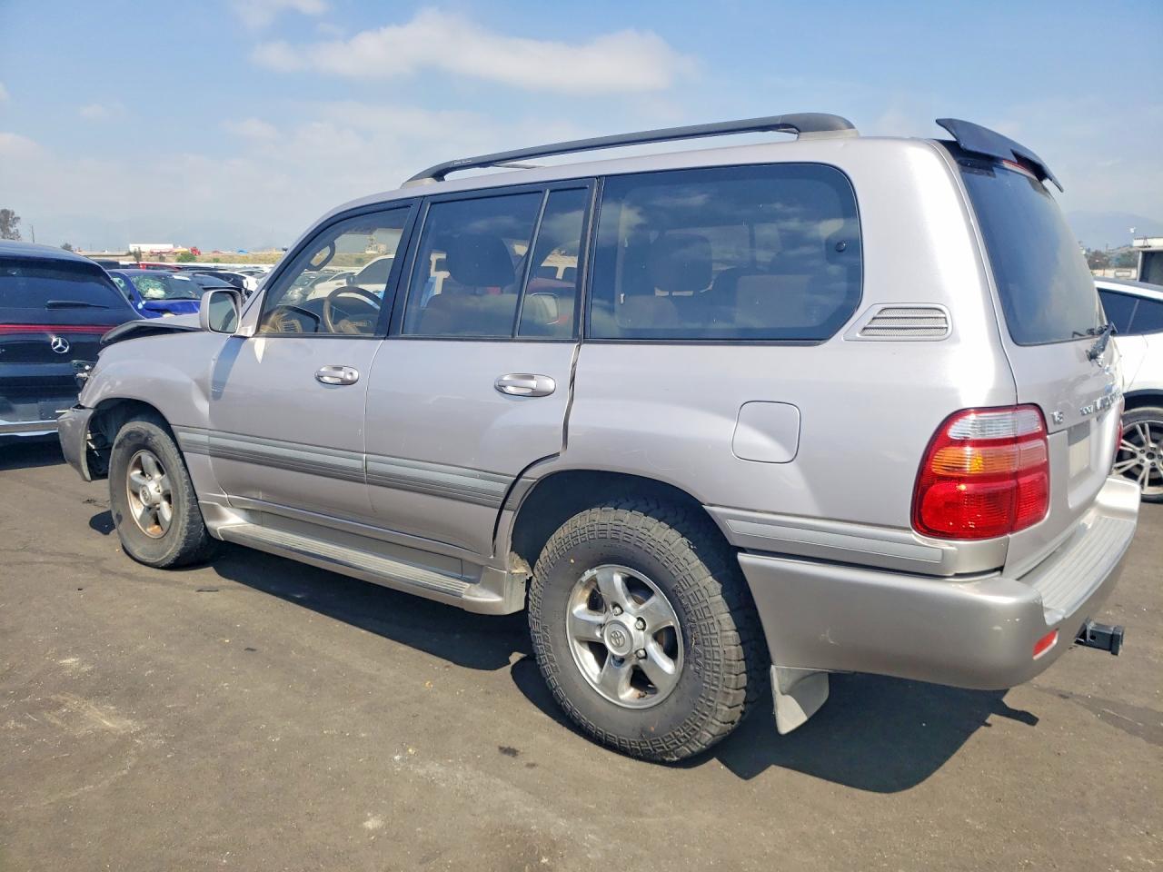 2001 Toyota Land Cruiser Base