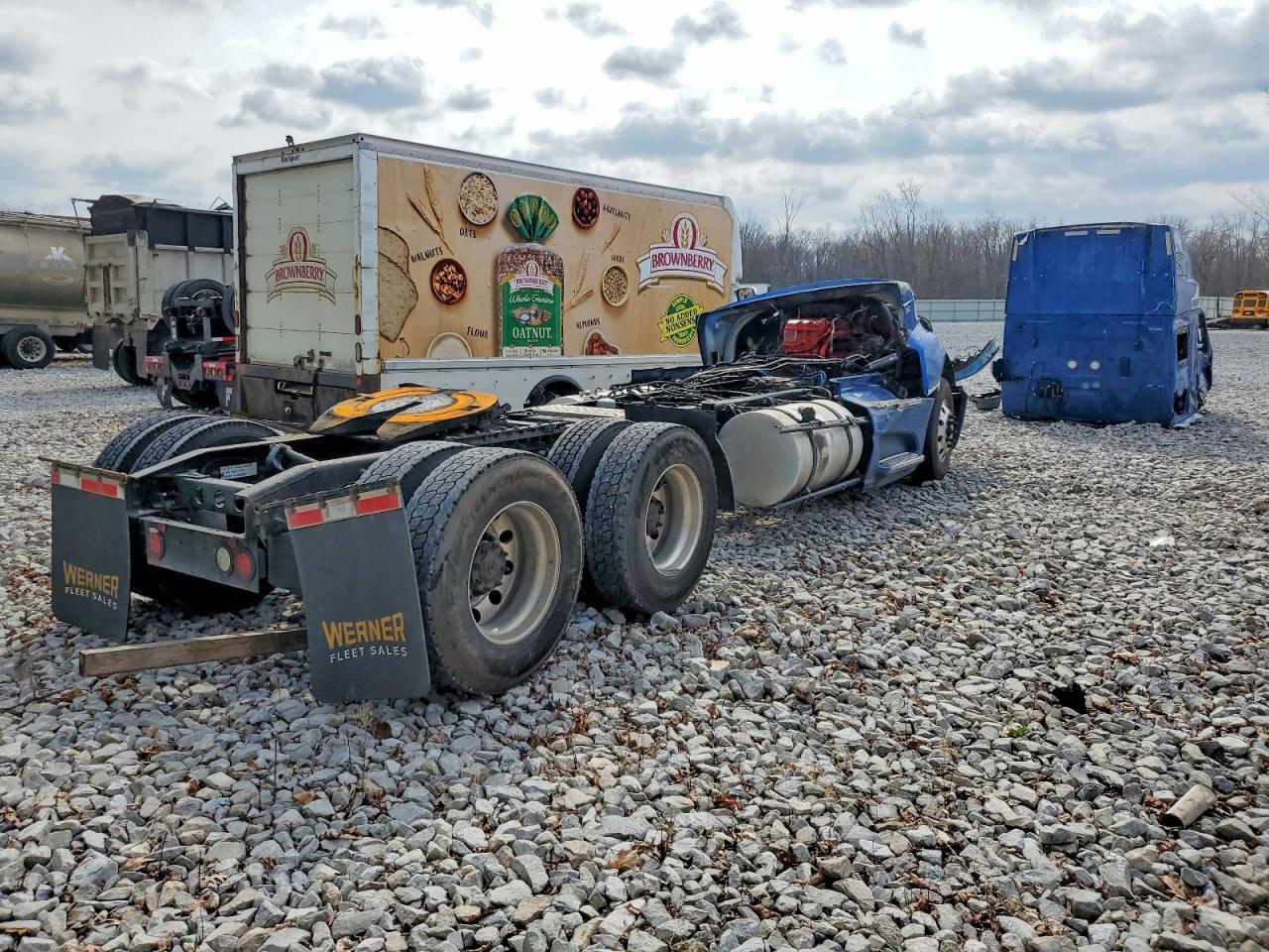 2021 International LT625 Semi Truck