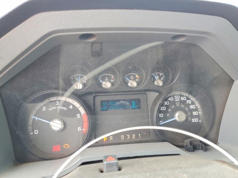 2016 Ford F450 Super Duty Flatbed Truck