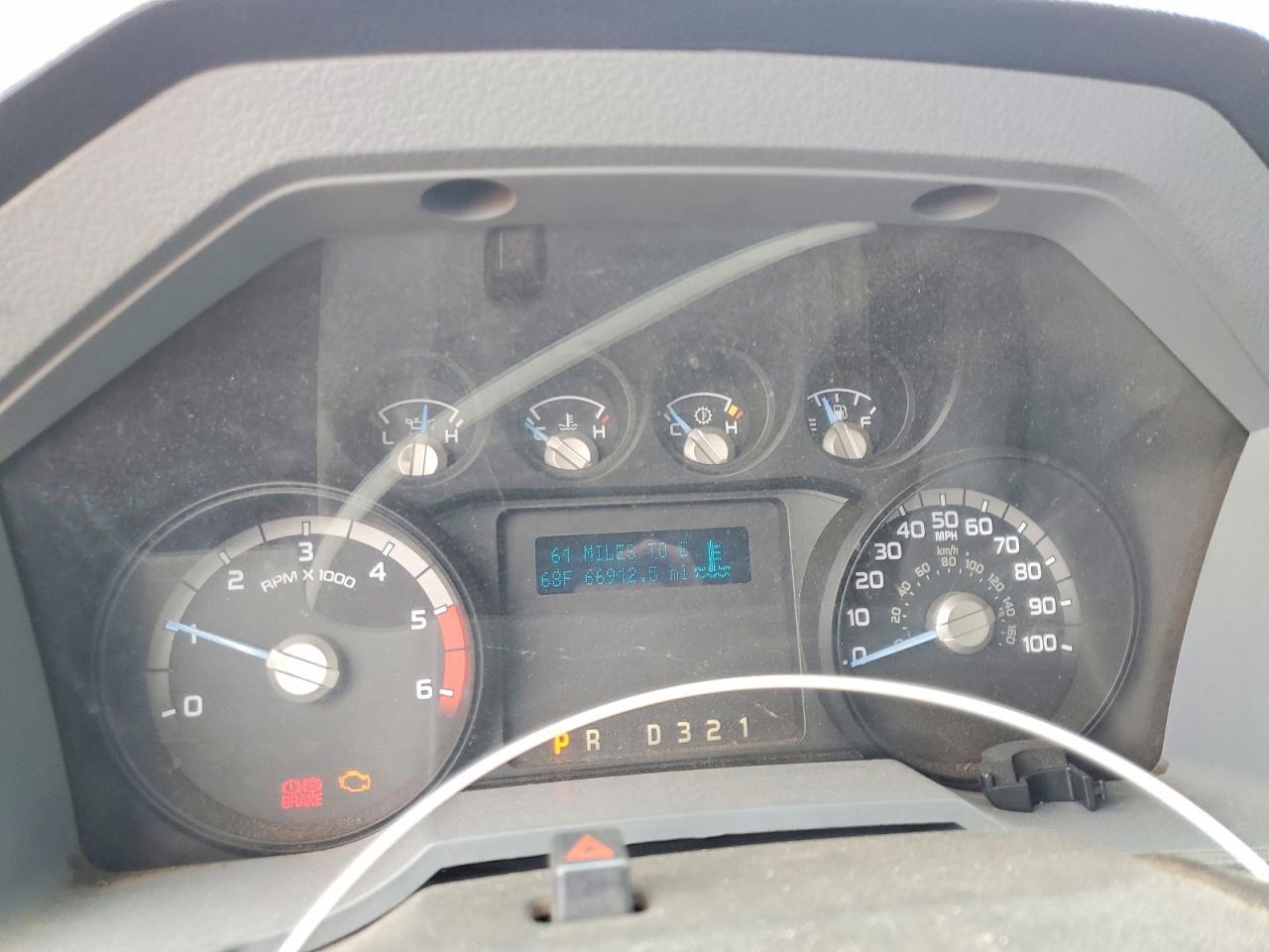 2016 Ford F450 Super Duty Flatbed Truck