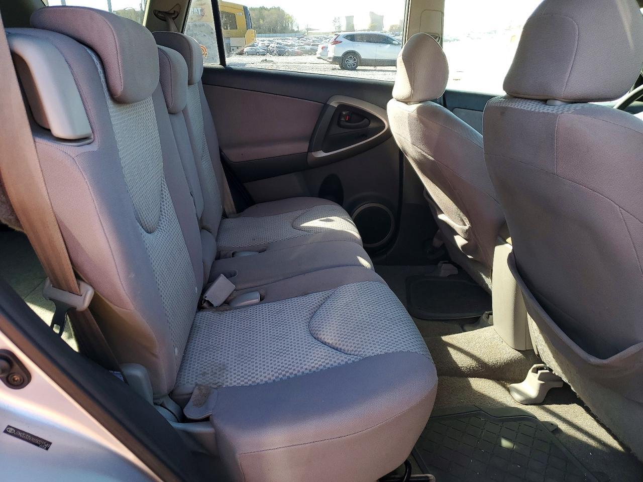 2006 Toyota Rav4 Base