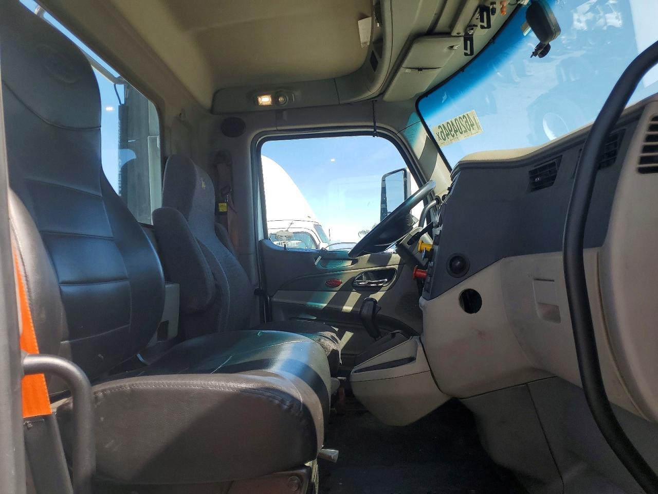 2018 Peterbilt 579