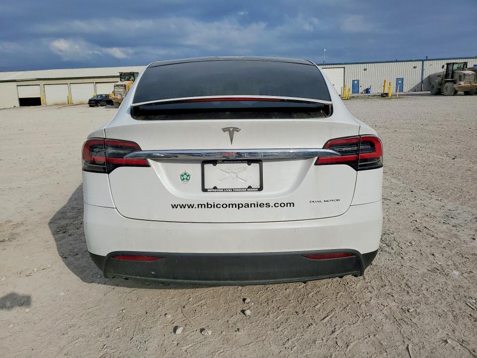 2020 Tesla Model x