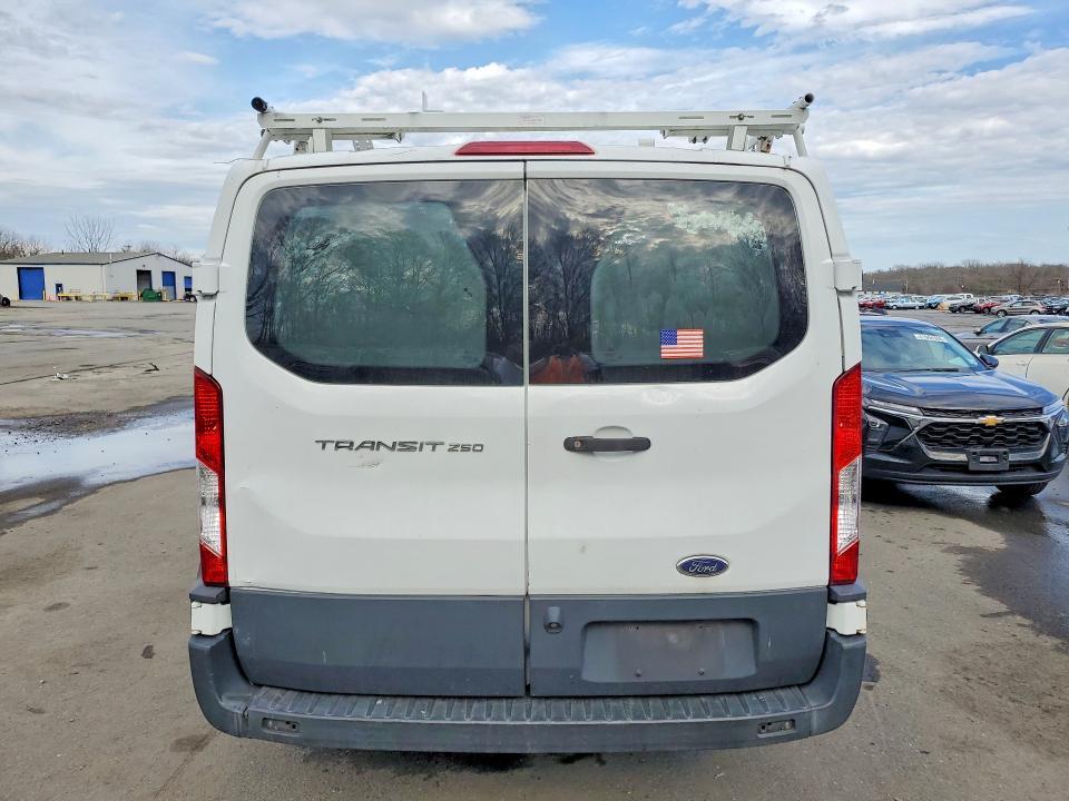 2018 Ford Transit T-250