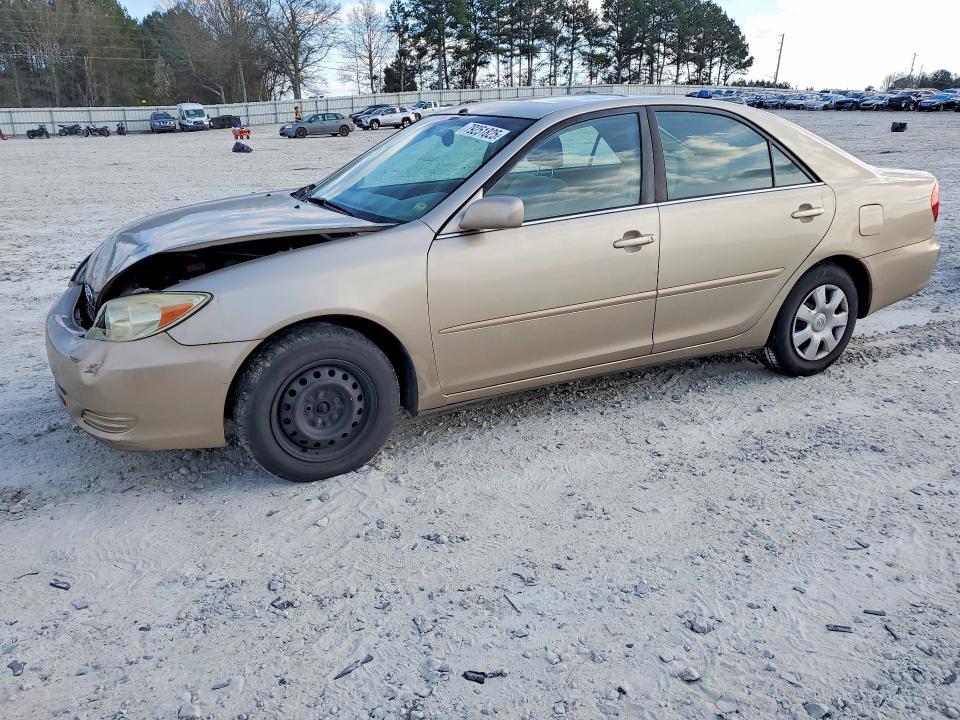 2004 Toyota Camry le
