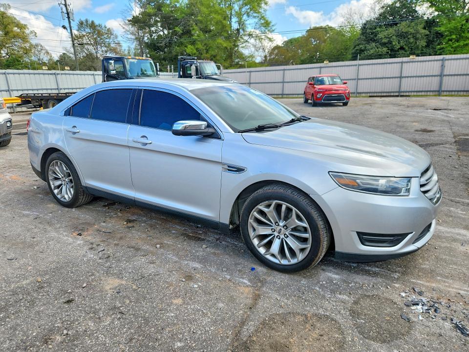 2016 Ford Taurus Limited