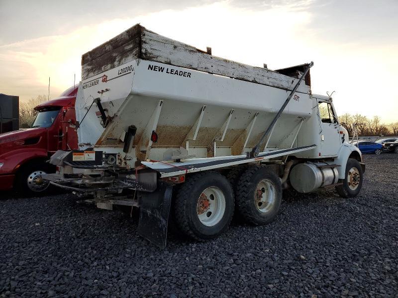 1993 International F-8100 Spreader Truck