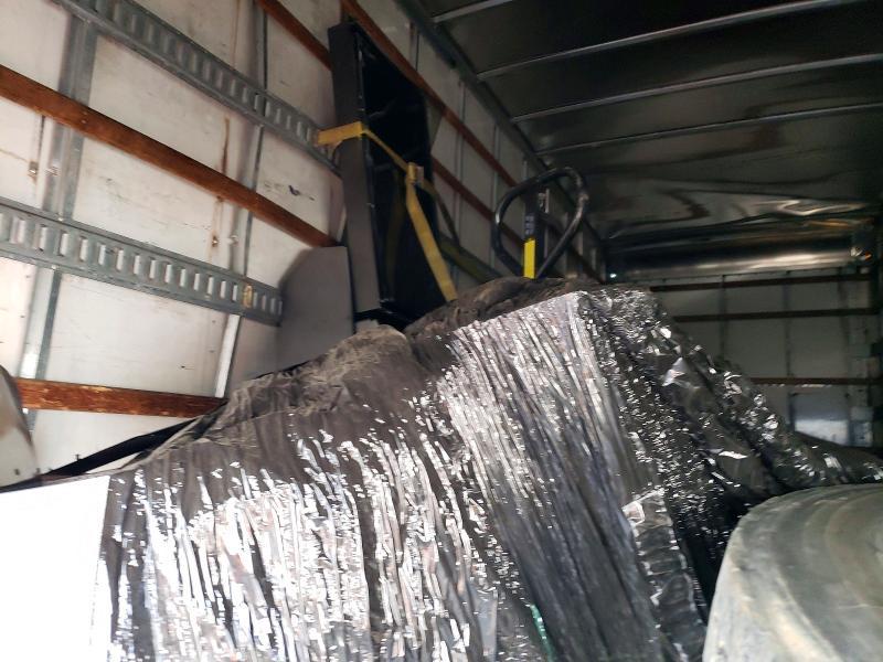 2017 Hino 268A BOX Truck
