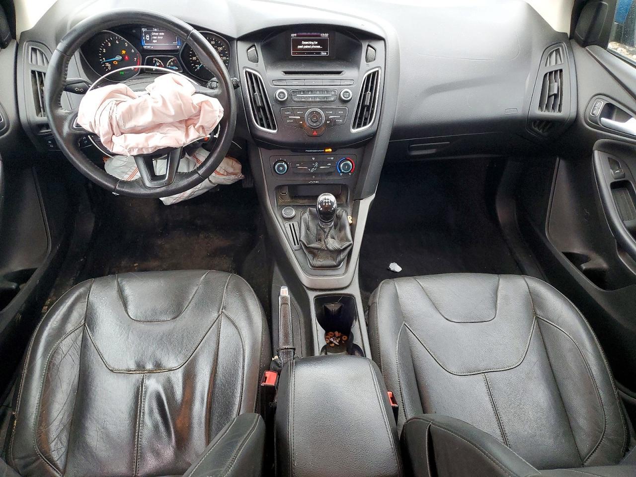 2015 Ford Focus se