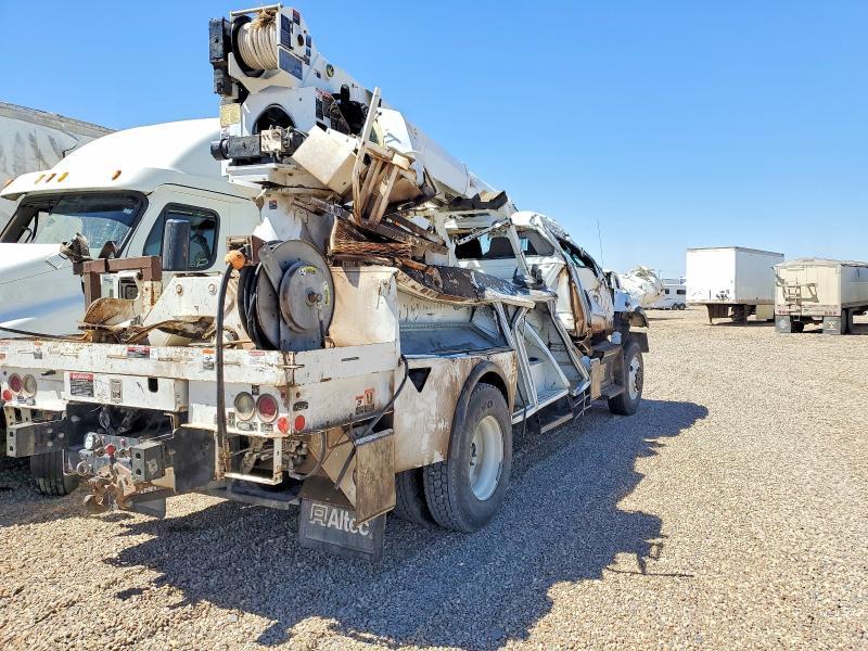 2019 International HV507 Digger Derrick Truck