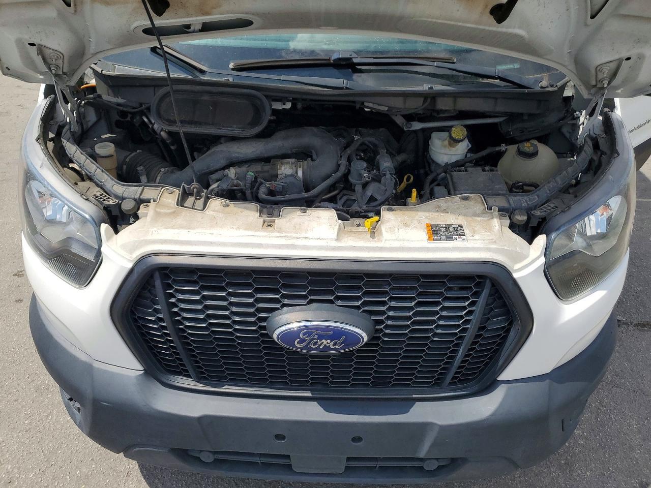 2020 Ford Transit Delivery Truck