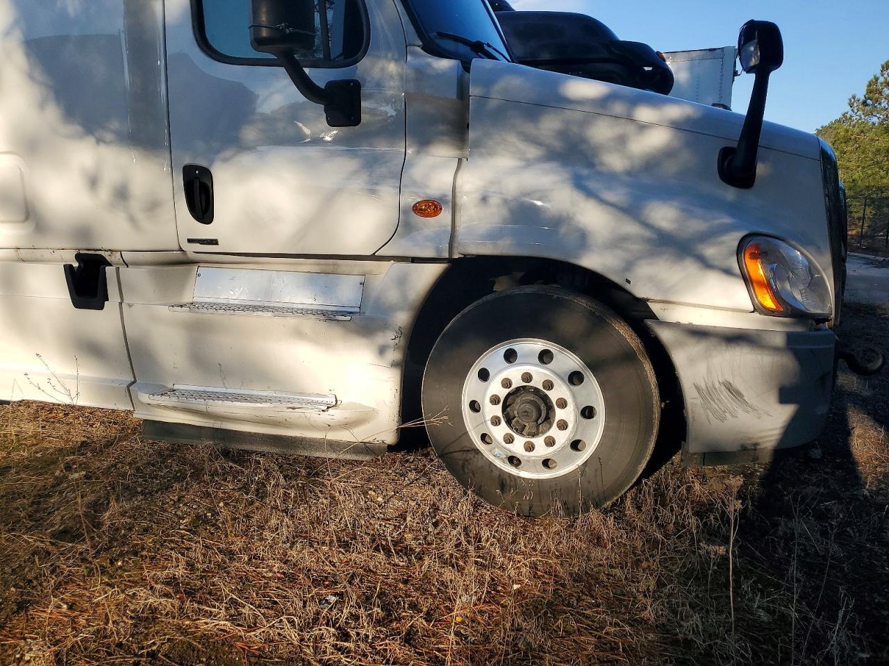 2017 Freigliner Cascadia 125