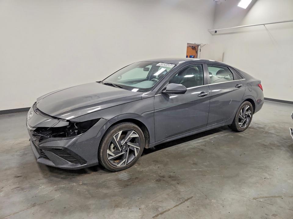 2025 Hyundai Elantra sel Convenience