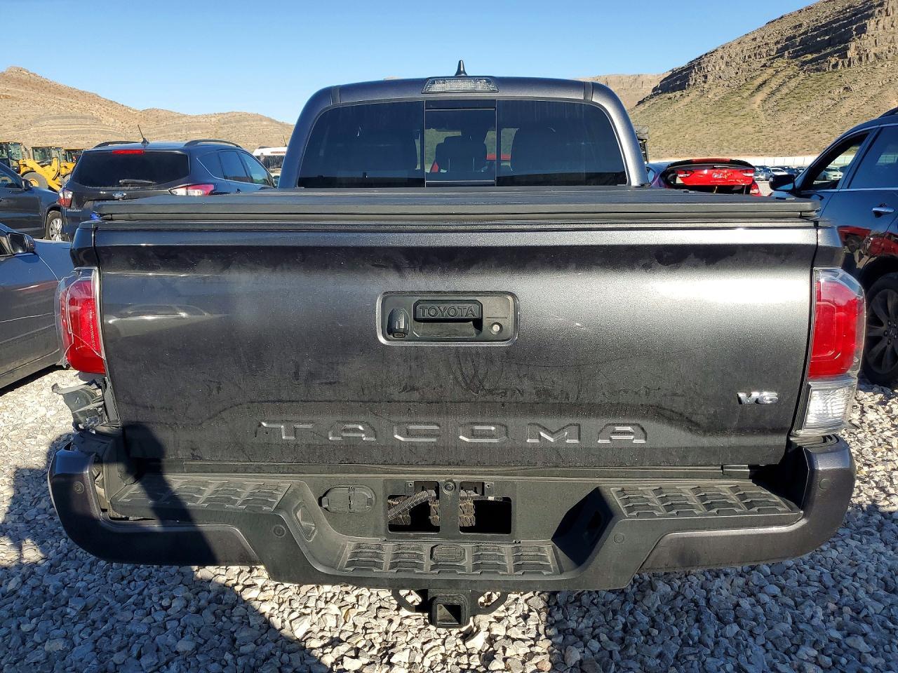 2022 Toyota Tacoma TRD OFF-Road