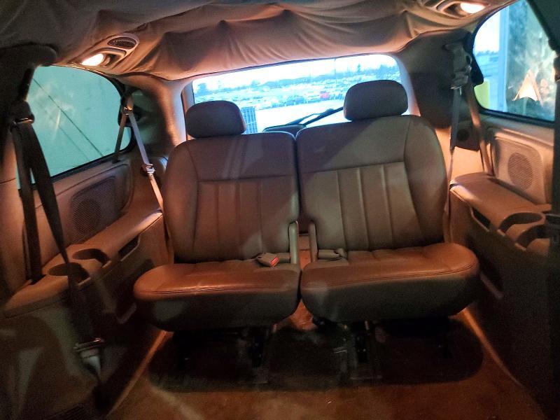 2003 Chrysler Town & Country lxi