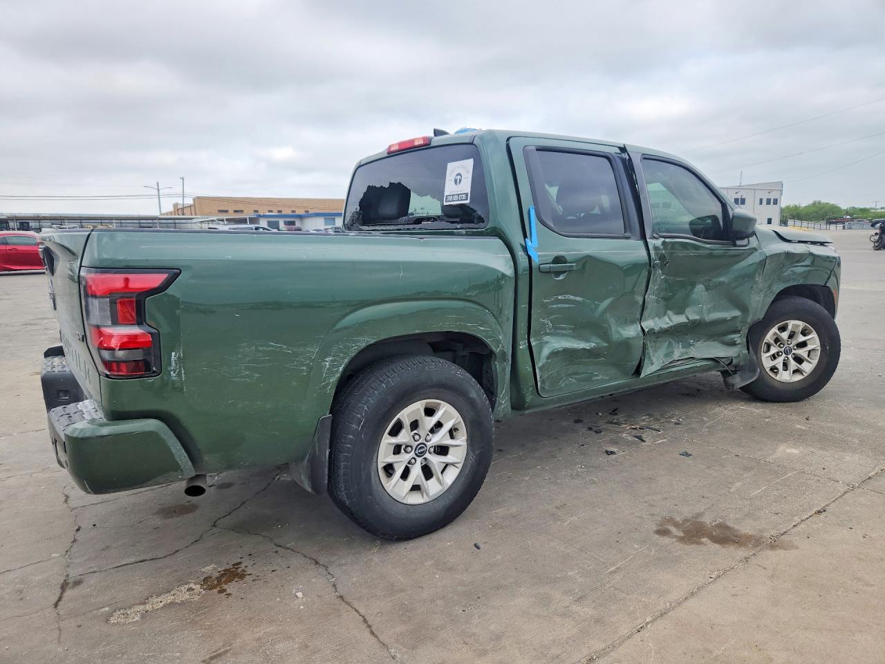 2024 Nissan Frontier SV