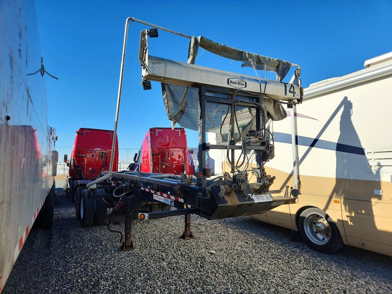 2016 Benl Trailer