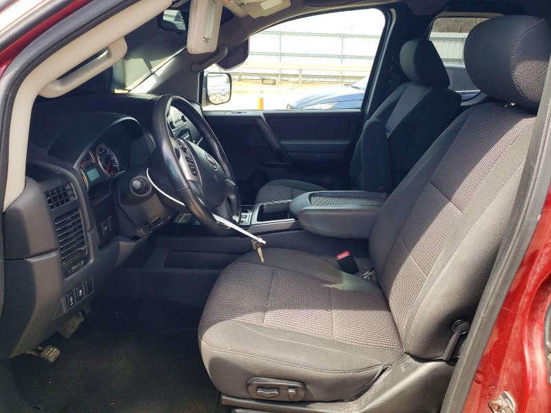 2013 Nissan Titan SV