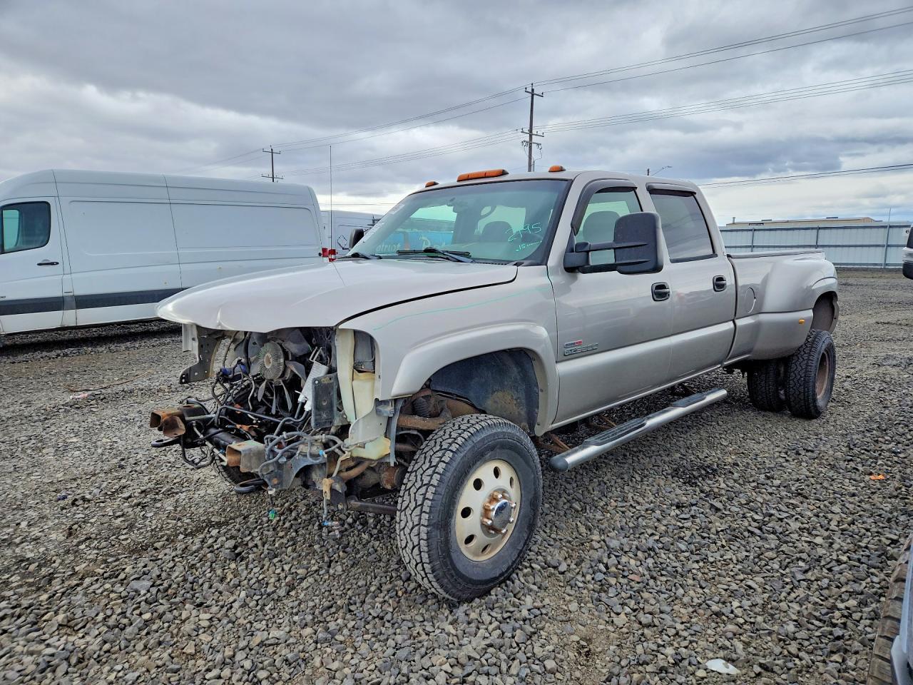 2004 GMC New Sierra K3500